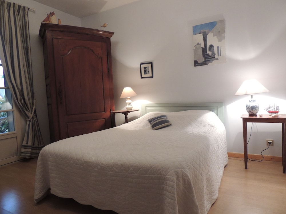 Suite, 3 Bedrooms photo 1