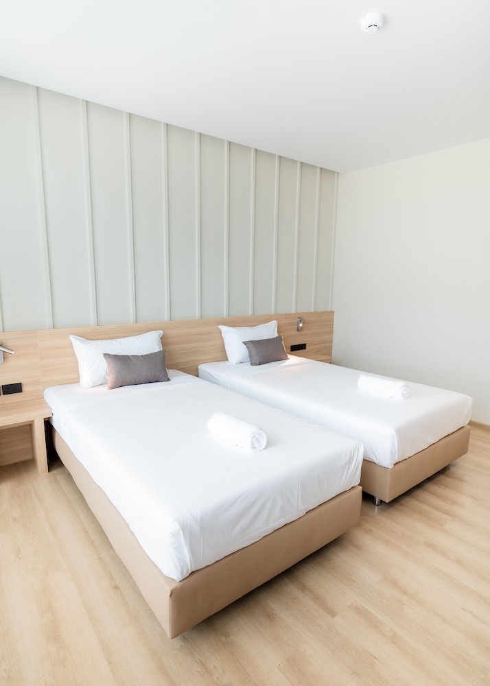 Superior Twin Room - Photo 1