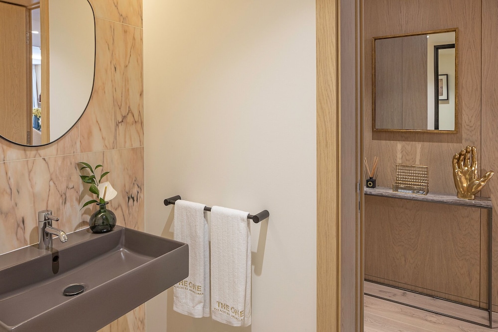 Signature Suite (Garden) - Photo 14