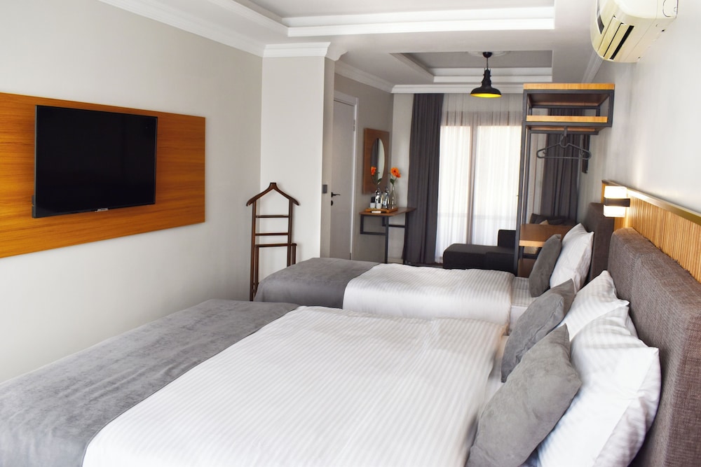 Terrace Room photo 1