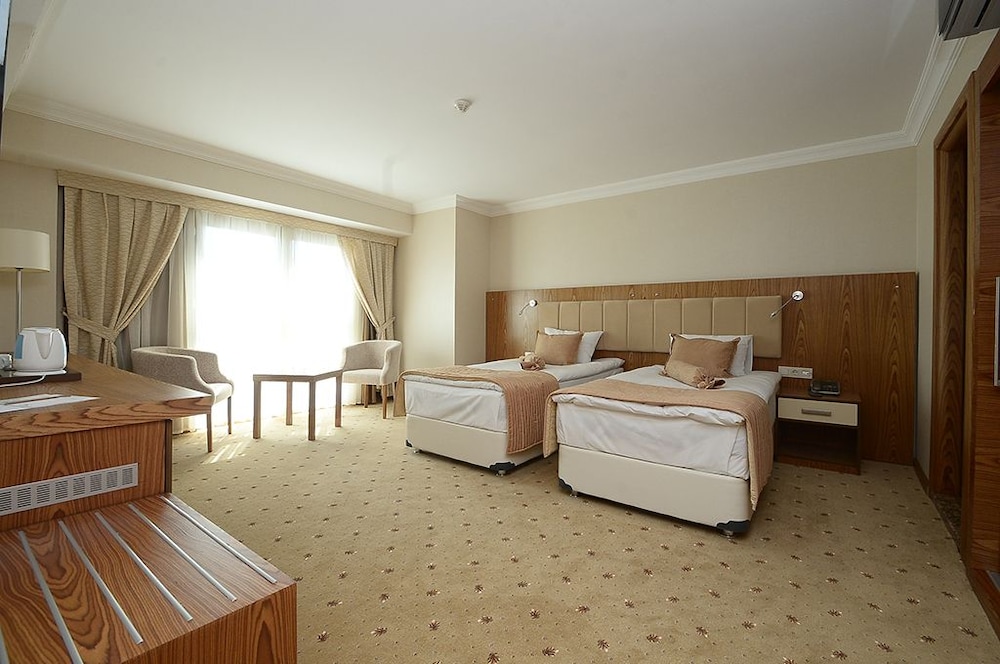 Standard Rooms with French Bed