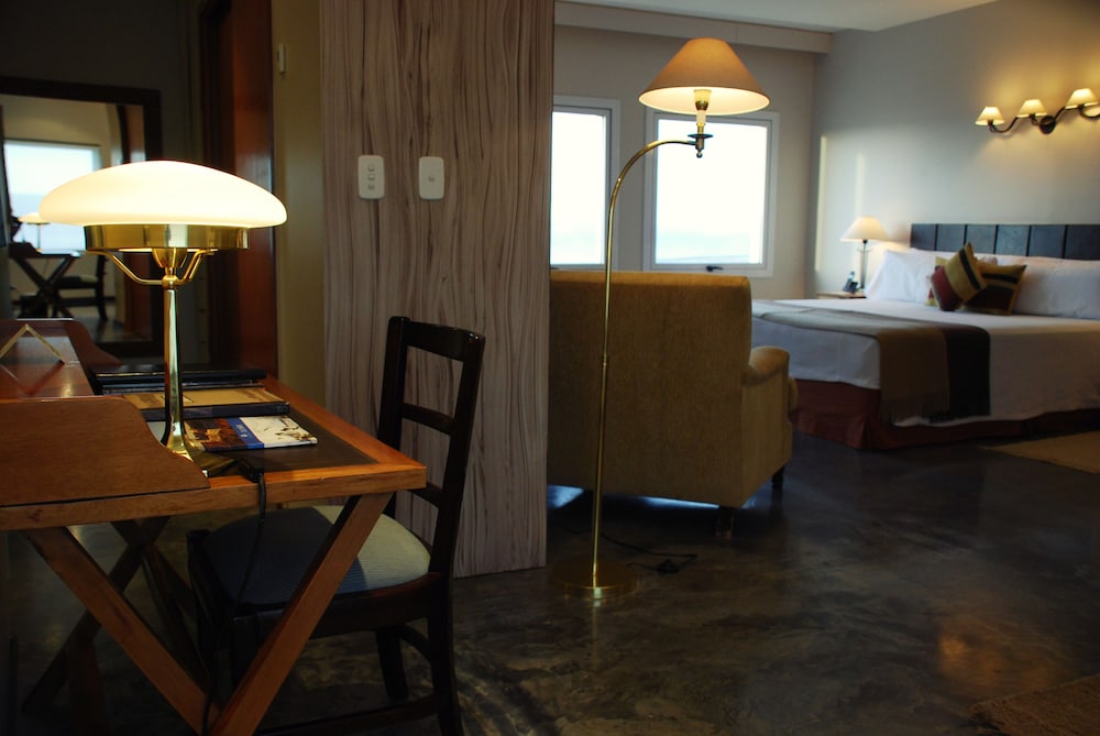 Junior Suite, 1 King Bed, Sea View photo 3