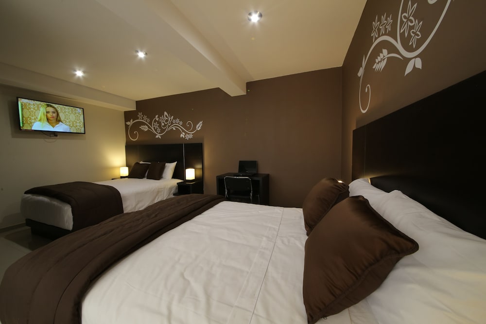 Double Room, 2 Double Beds photo 1