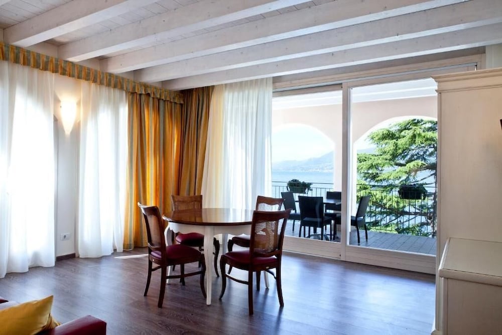Panoramic Room photo 2
