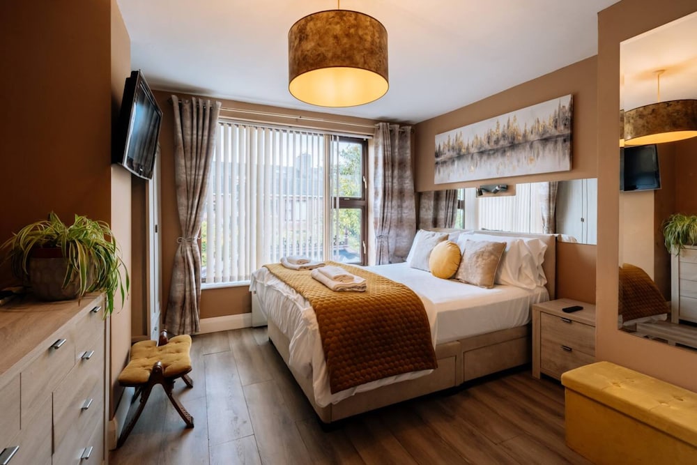 Basic House, Multiple Beds