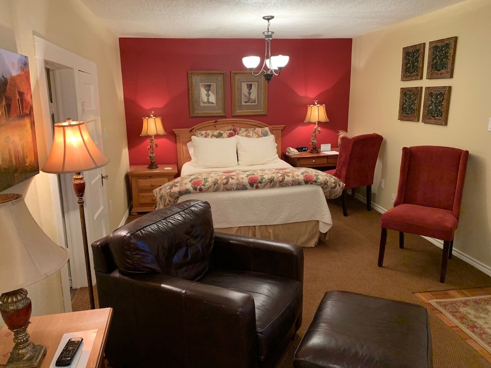 Suite #32