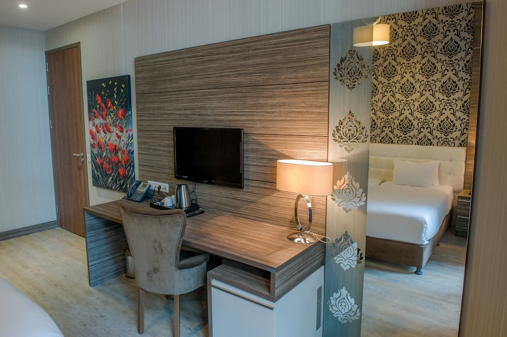 Deluxe Room, 1 King Bed