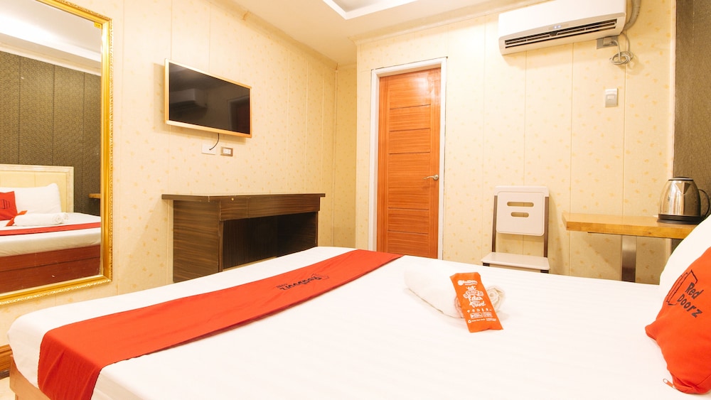 Twin Room (Window Is Not Guaranteed) - Photo 7