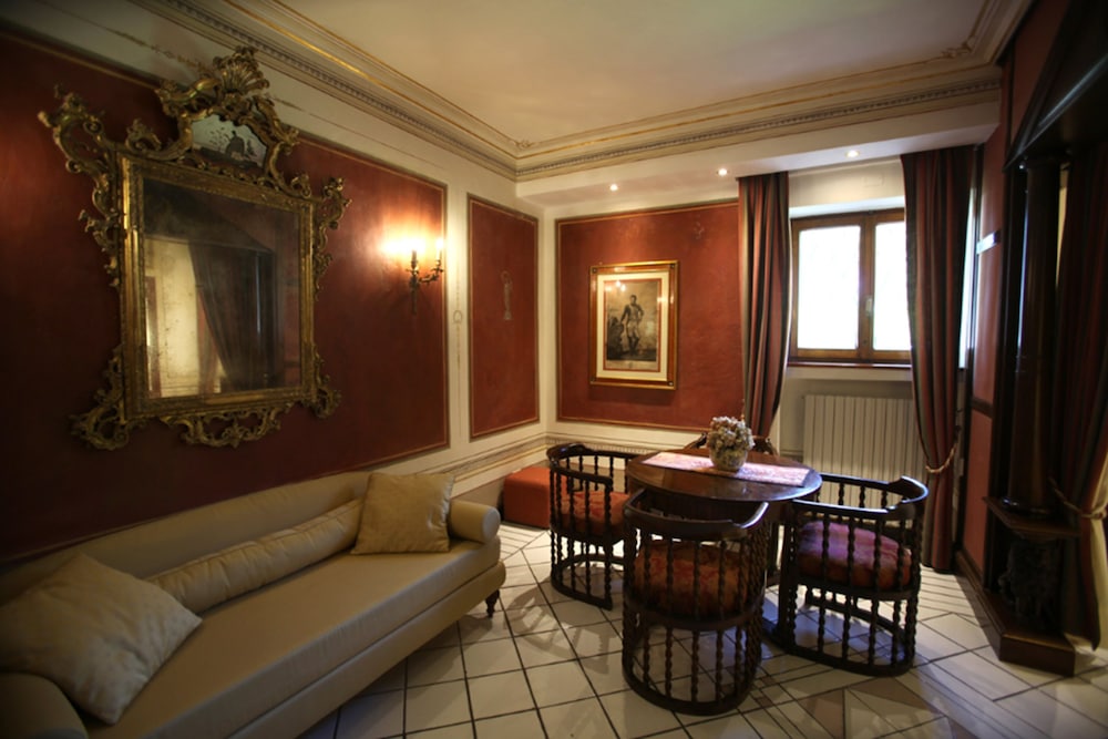 Napoleonic Suite photo 1