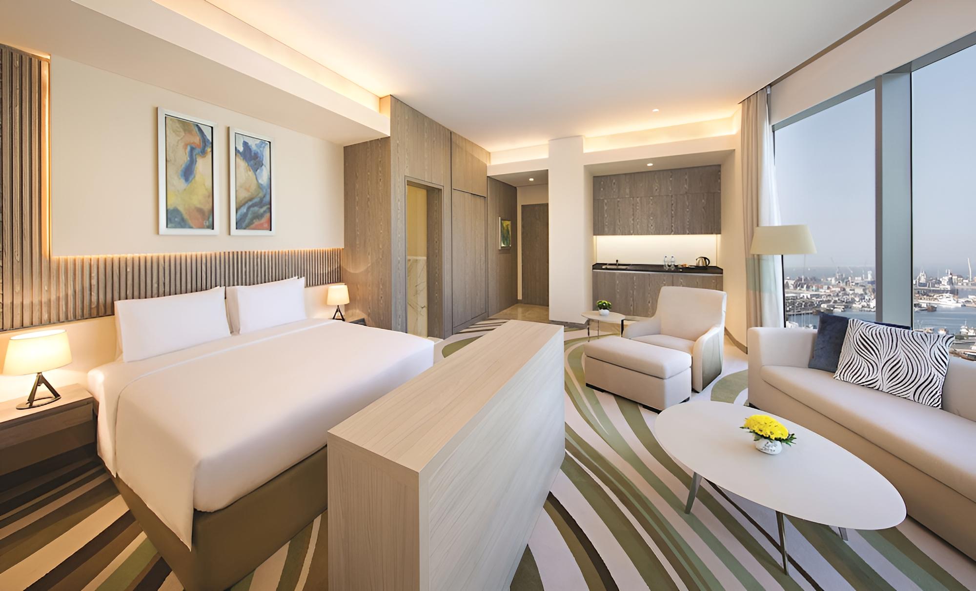 Panoramic Studio, 1 King Bed, Sea View photo 3