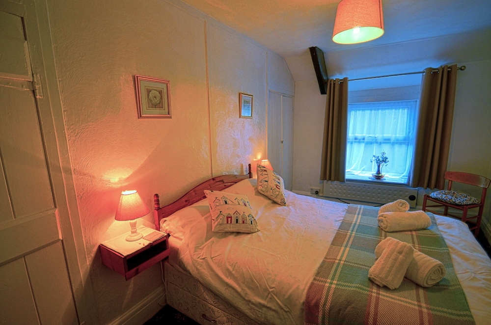 Apartment, 2 Bedrooms, Balcony, Garden View photo 3