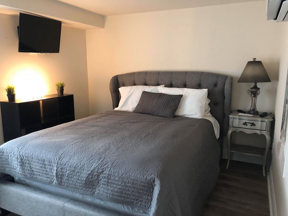 Basic Apartment