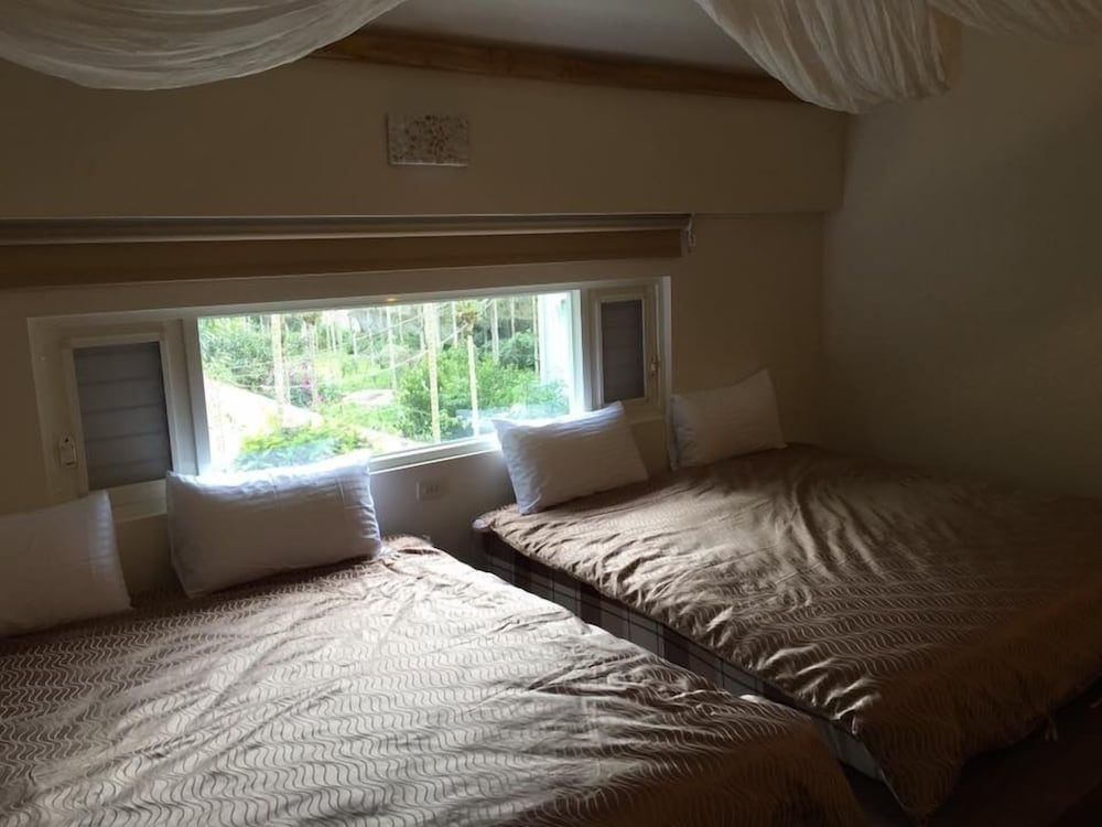 Room, Mezzanine (6-Person) photo 3