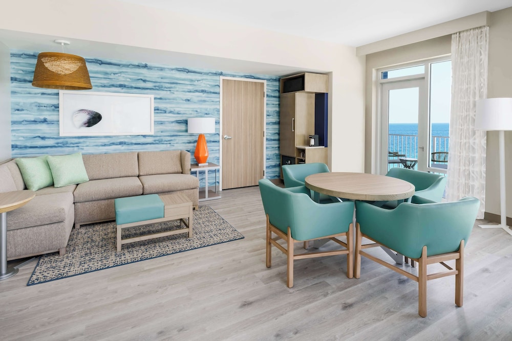 Suite, 1 Bedroom, Balcony (Gulf View, High Floor) - Photo 7