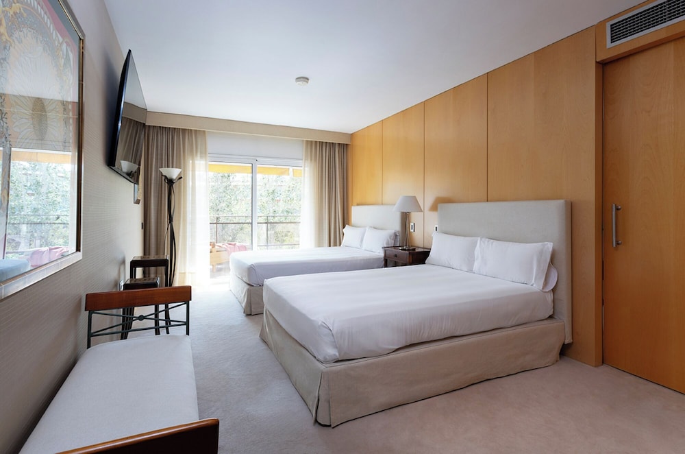 Studio Suite (2 Adults + 1 Child) photo 3