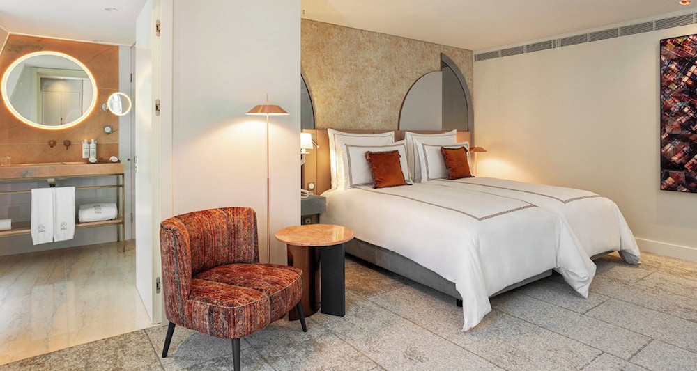 Grand Room, 2 Twin Beds