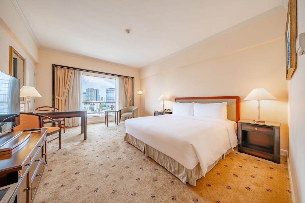Deluxe Room, 1 King Bed