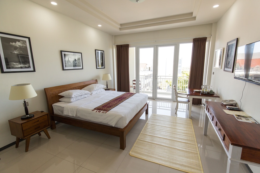 Comfort Room, Balcony photo 1
