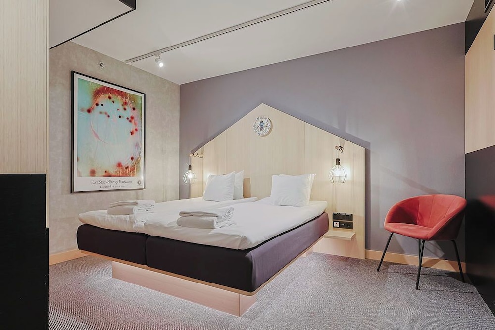 Family Room, 1 King Bed with Sofa bed, No Windows