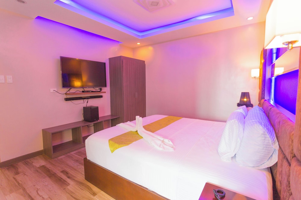 Luxury Suite, Balcony