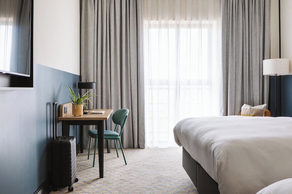 Grand Room, 2 Double Beds - Photo 12