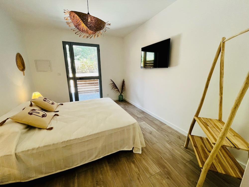 Classic Double Room, 1 Queen Bed