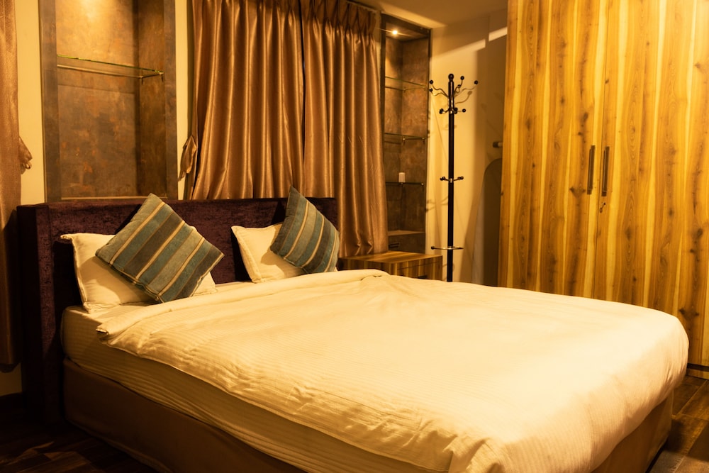 3 BHK Deluxe Apartment photo 2