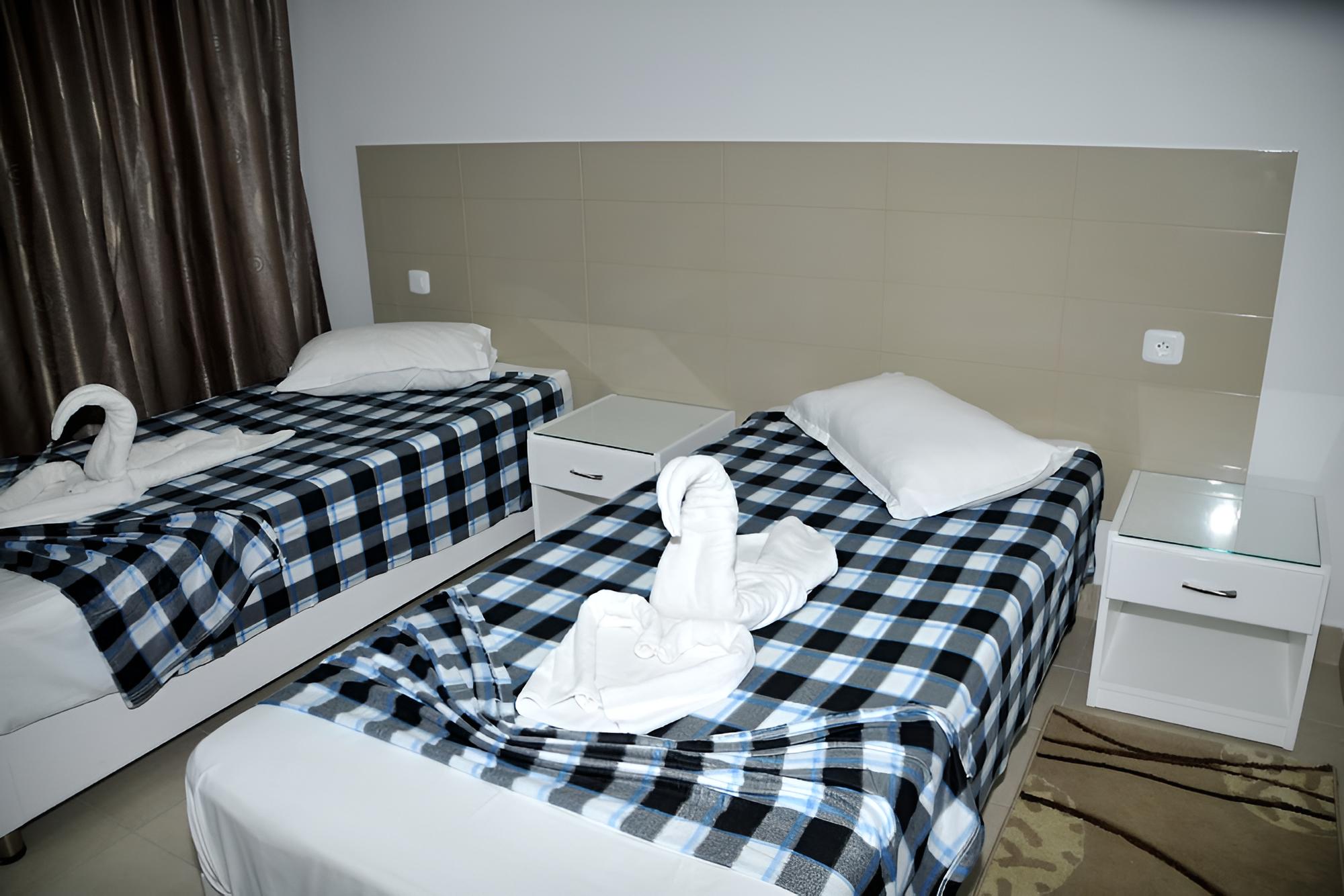 Standard Double Room Single Use photo 3