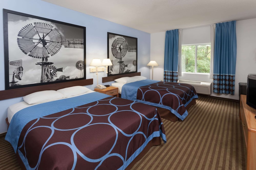 Standard Room, 2 Queen Beds photo 2