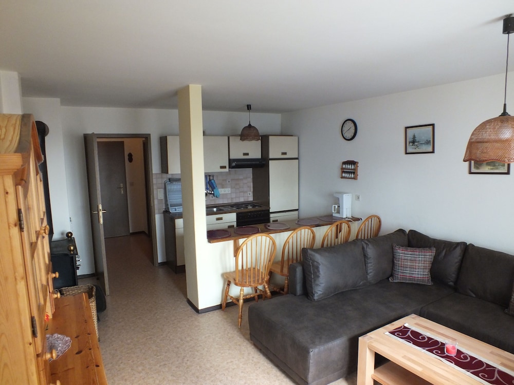 Condo, 2 Bedrooms photo 3