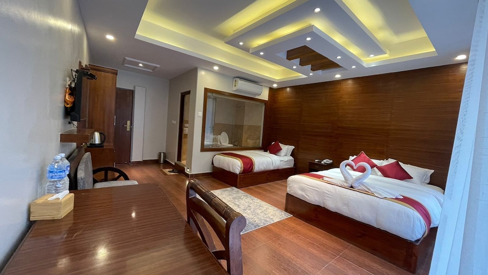 Luxury Room, Multiple Beds photo 1