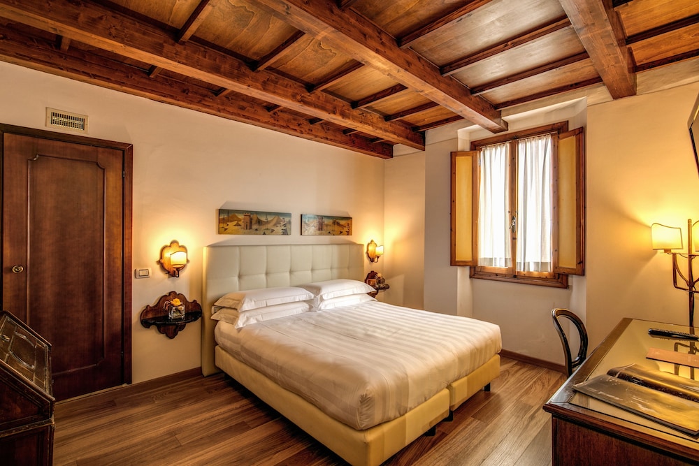 Double or Twin Room photo 2