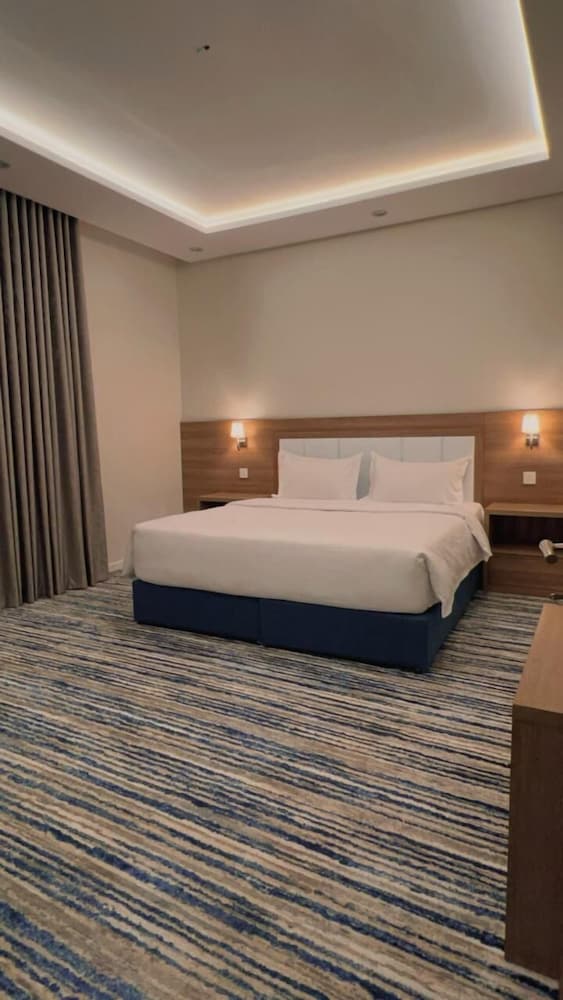 Junior Studio Suite, City View