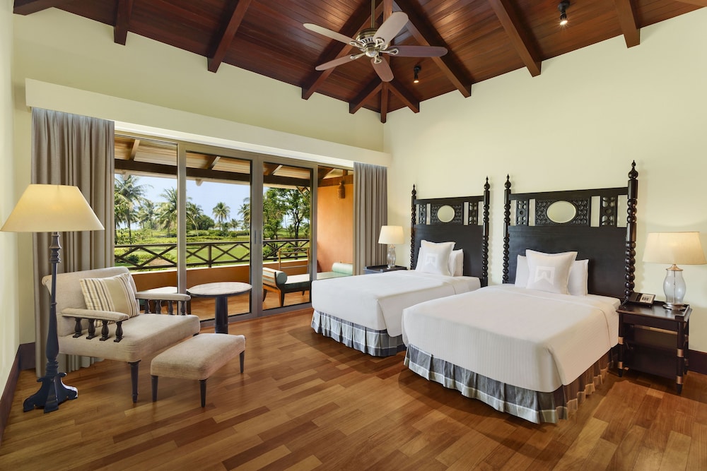 Room, Sea View - Photo 1