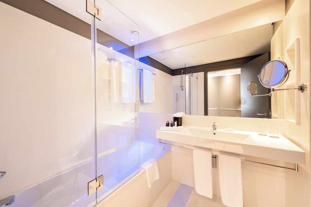 Superior Room (Extra Bed) - Photo 4