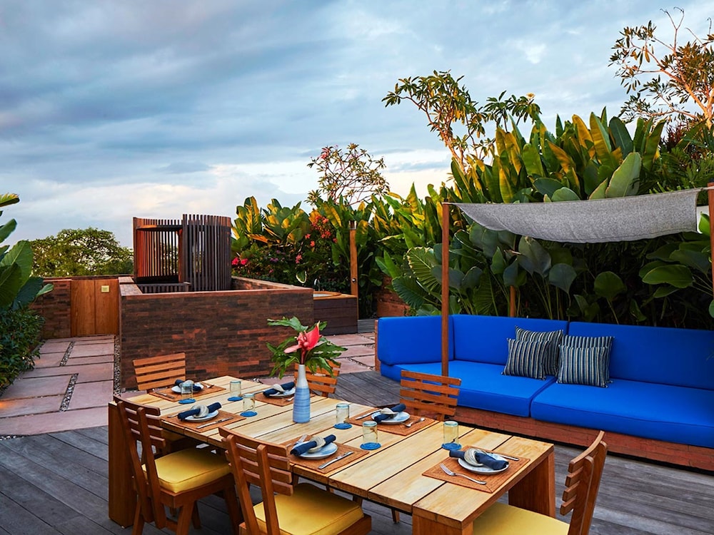 Rooftop Suite - Photo 11