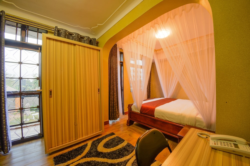 Executive Suite photo 3