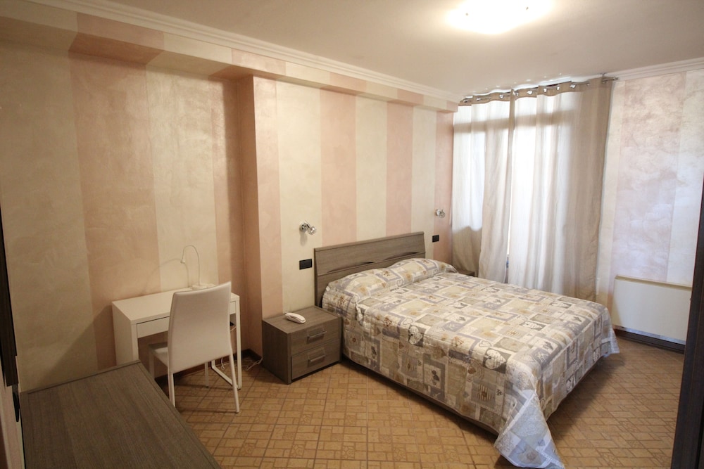 Apartment, 1 Bedroom - Photo 3