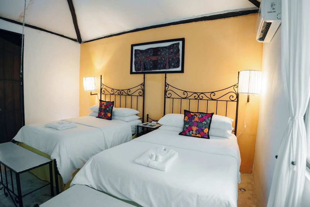 Superior Double Room, 2 Double Beds, Private Bathroom, Garden Area photo 1