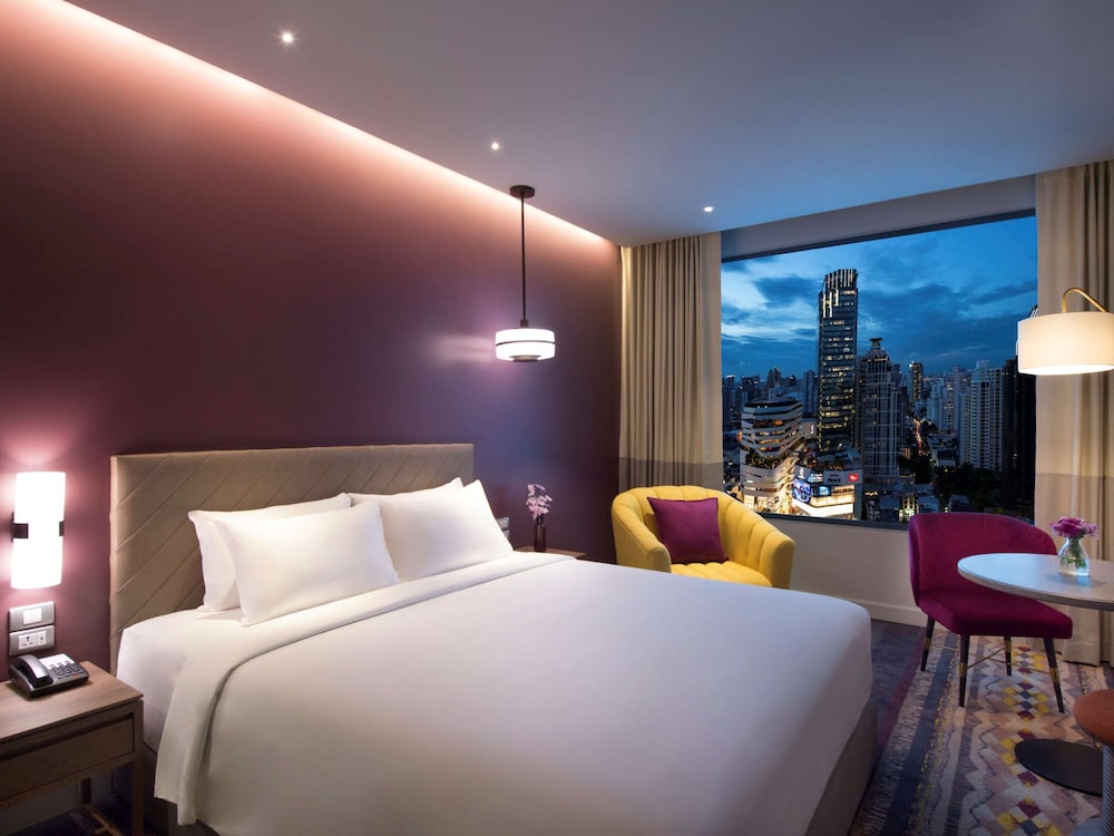 Superior Room, 1 King Bed, City View photo 1