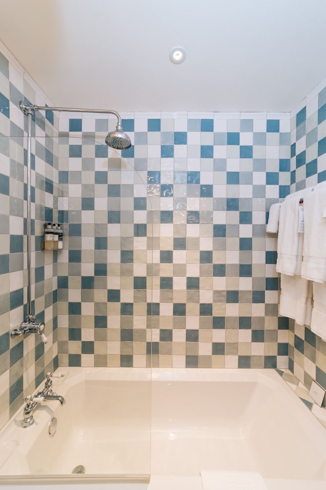 Rowanberry Suite - Photo 2