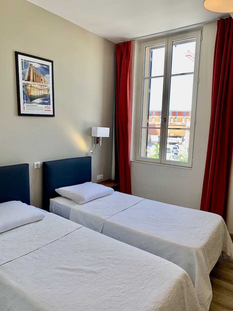 Superior Double Or Twin Room photo 1