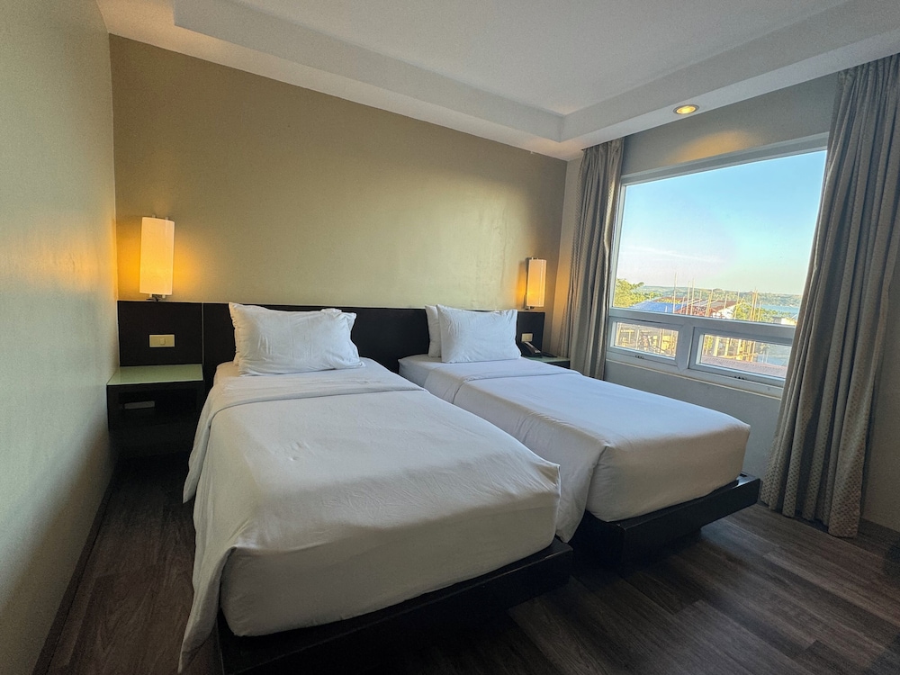 Standard Twin Room - Photo 3