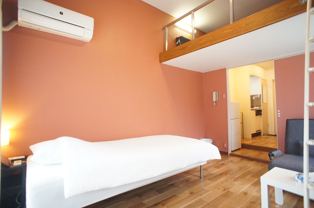 Basic Triple Room - Photo 12