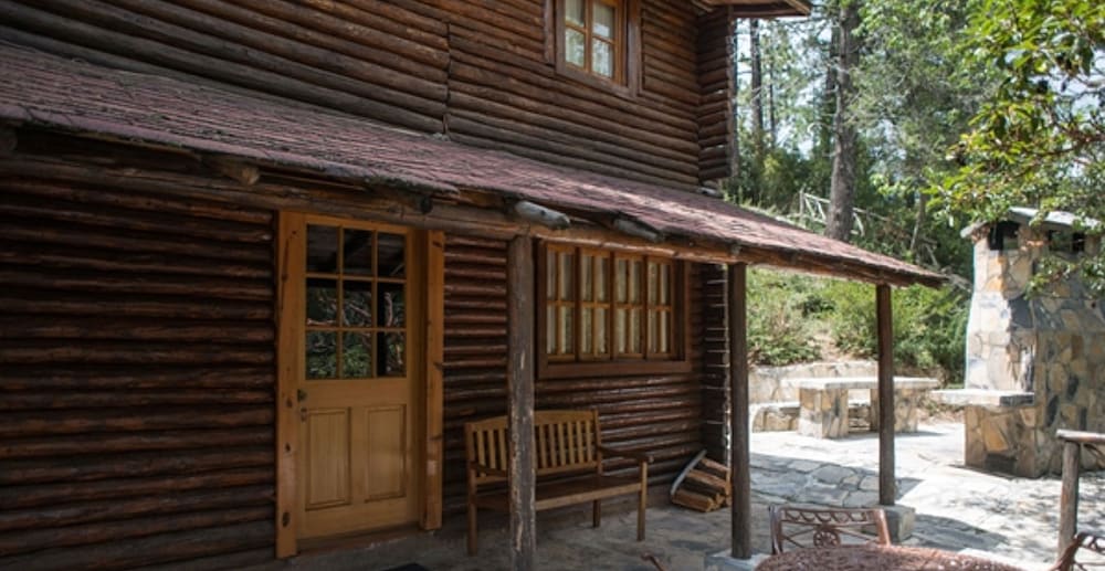 Superior Cabin, 3 Bedrooms, Garden View photo 1
