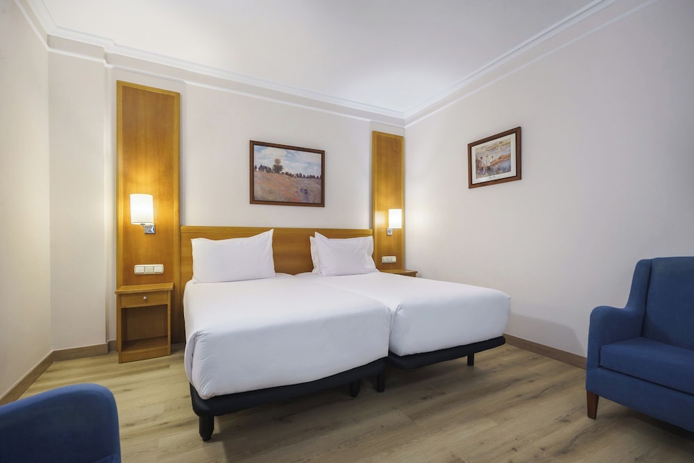 Habitación Doble (Cama Extra)