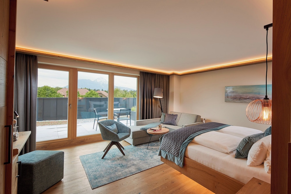 Junior Studio Suite