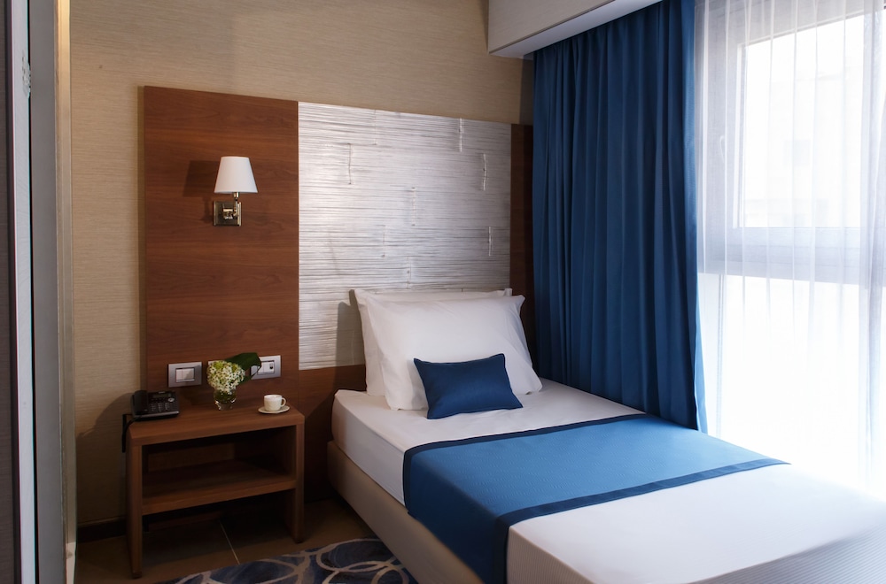 Standard Single Room, City View photo 1