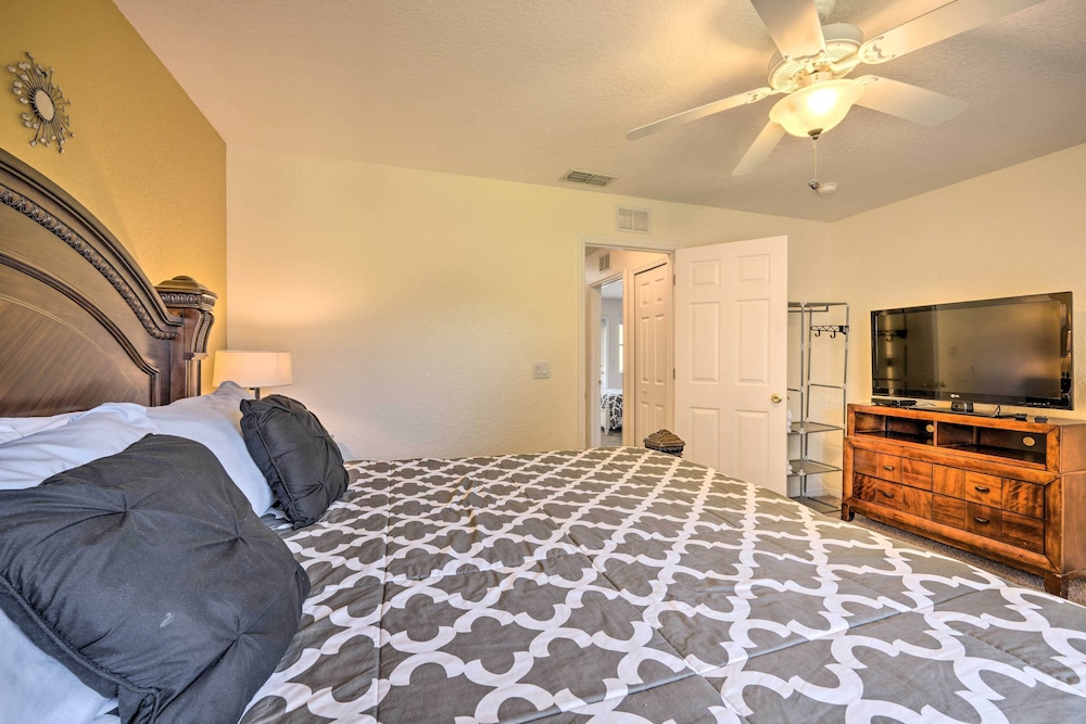 Apartment (3 Bedrooms)