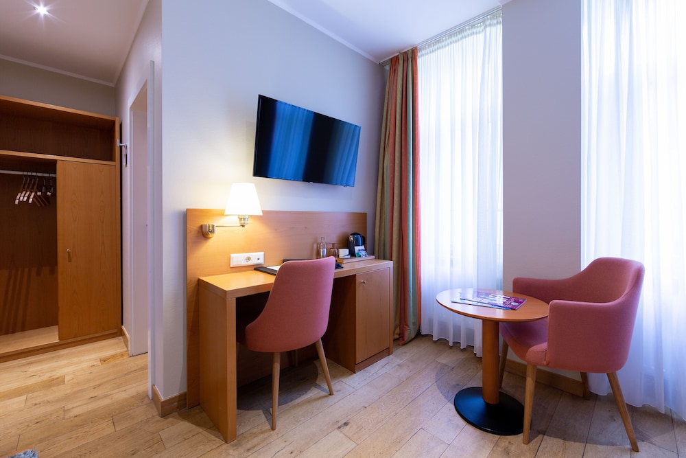 Single Room photo 3